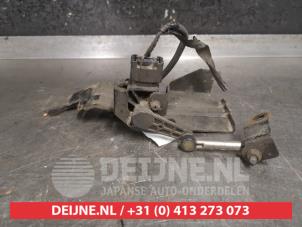 Mazda 2 Xenon hoogteregelaar O266813 foto 2