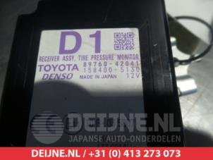 Toyota Rav-4 Bandenspanning module O303743 foto 2