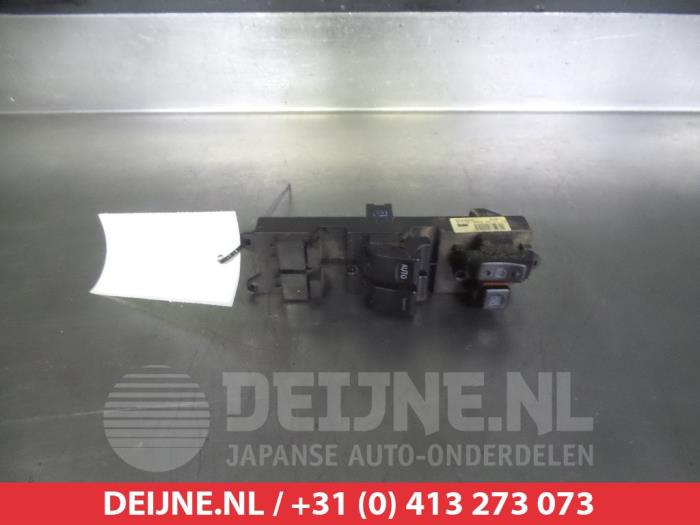 Toyota Avensis Combischakelaar ramen O312448