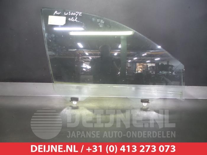 Nissan Micra Türscheibe 4-türig rechts vorne O274778