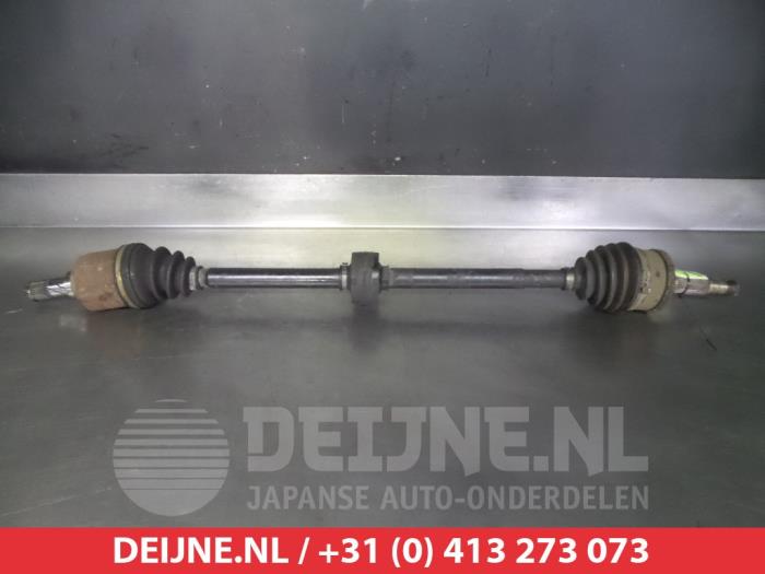 Nissan Almera Tino Antriebswelle rechts vorne O319286
