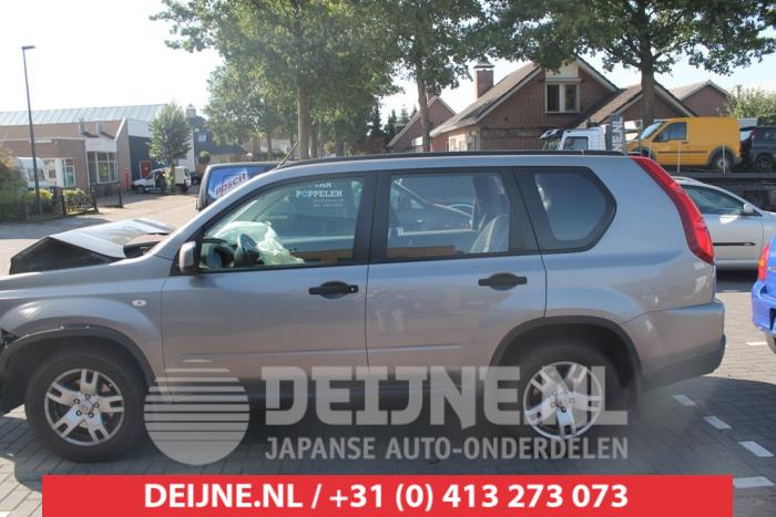 Nissan X-Trail Portier 4Deurs links-achter O285052