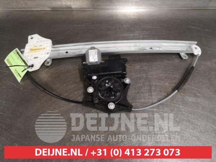 Hyundai I10 Ruitmechaniek 4Deurs links-voor O275572