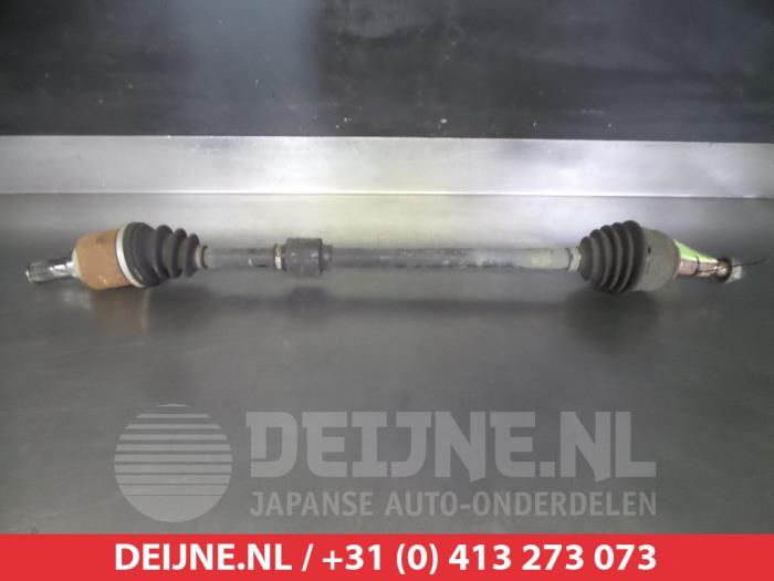 Nissan Note Aandrijfas rechts-voor O319298
