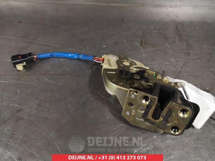 Kia Sorento Deurslot Mechaniek 4Deurs rechts-achter O281549