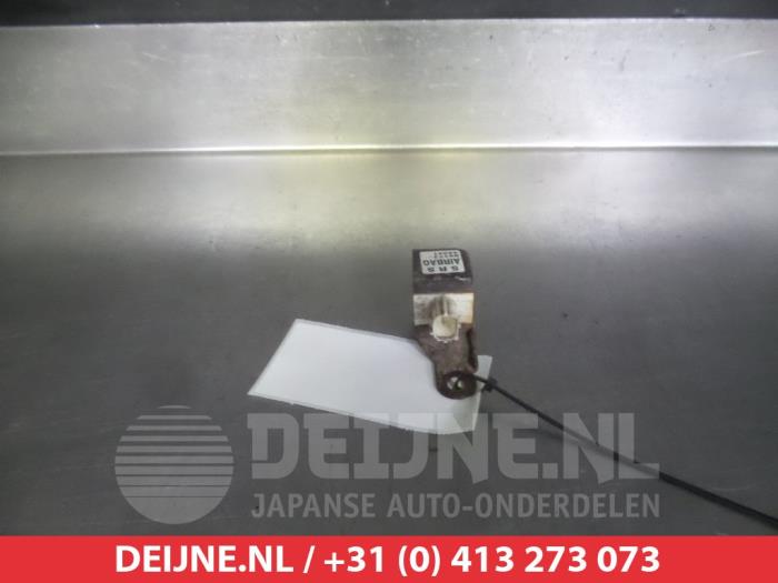 Toyota Avensis Verso Airbag-Sensor O334563