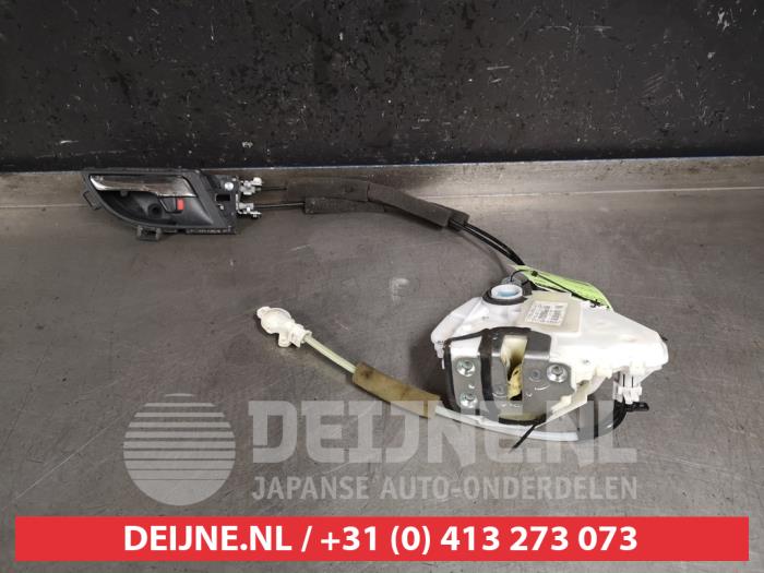 Honda CR-V Deurslot Mechaniek 4Deurs links-voor O279724