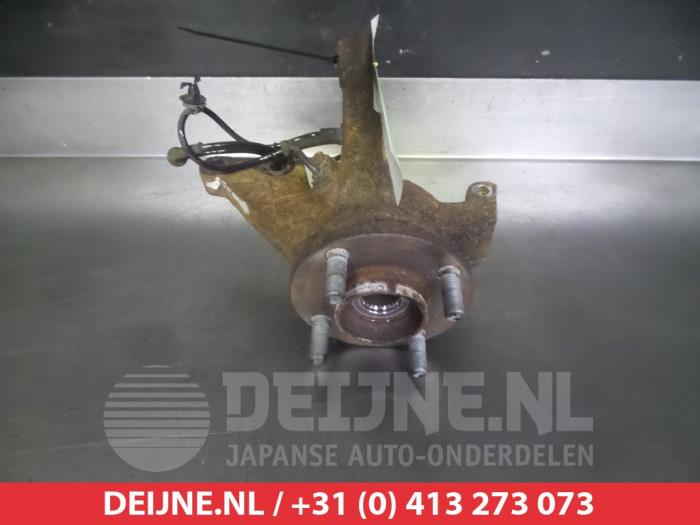 Nissan Note Achsschenkel links vorne O322467