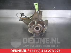 Gebruikte Fusee links-voor Hyundai Trajet 2.0 CRDi 16V Prijs € 25,00 Margeregeling aangeboden door V.Deijne Jap.Auto-onderdelen BV