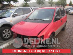 Mitsubishi Space Runner Kotflügel links vorne O269662 foto 2