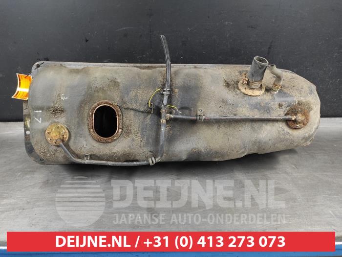 Mazda B-Serie Tank O302087