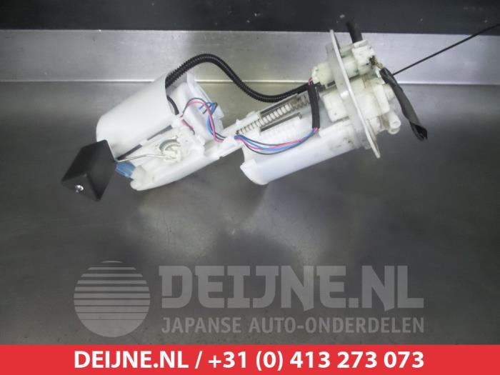 Gebruikte Tank element Pomp Toyota Verso 1.6 16V VVT-i Prijs € 75,00 Margeregeling aangeboden door V.Deijne Jap.Auto-onderdelen BV