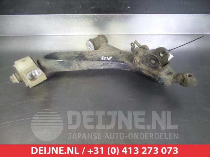 Lexus IS Querlenker unten rechts vorne O382439