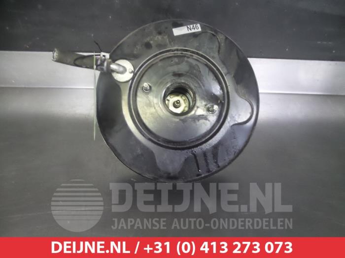 Gebruikte Rembooster Lexus IS (E2) 220d 16V Prijs € 50,00 Margeregeling aangeboden door V.Deijne Jap.Auto-onderdelen BV