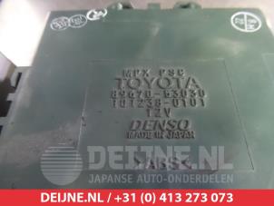 Lexus IS PDC Modul O303800 foto 2