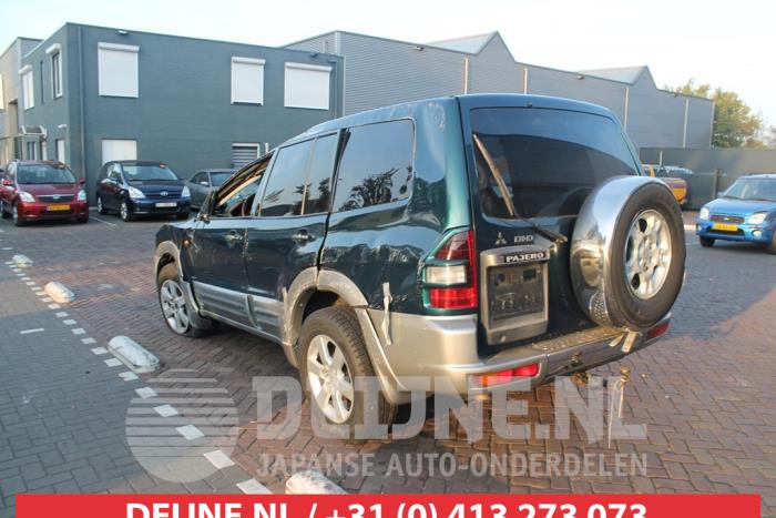 Mitsubishi Pajero Tailgate O296376