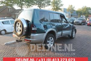 Mitsubishi Pajero Tailgate O296376 photo 3
