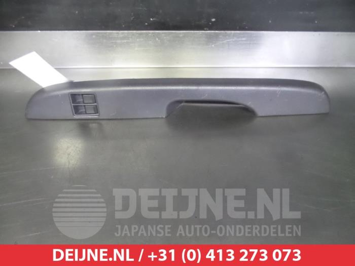 Nissan Micra Combischakelaar ramen O311599