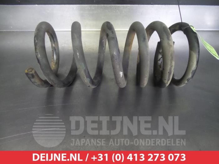 Mitsubishi Pajero Rear coil spring O380112