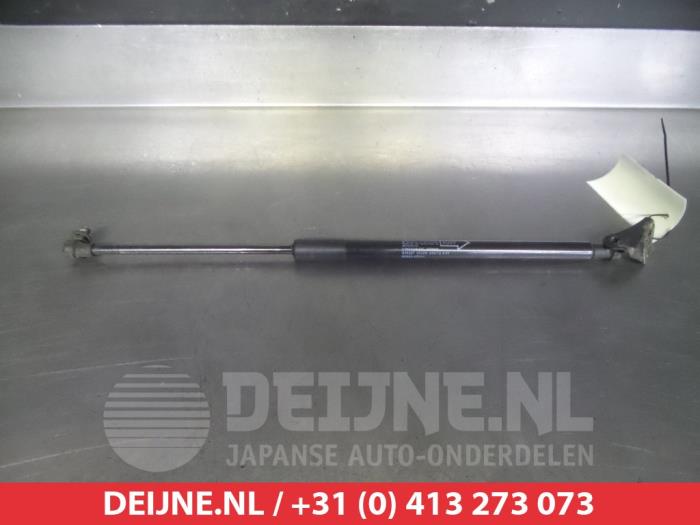 Toyota Verso Gasdemper links-achter O294490
