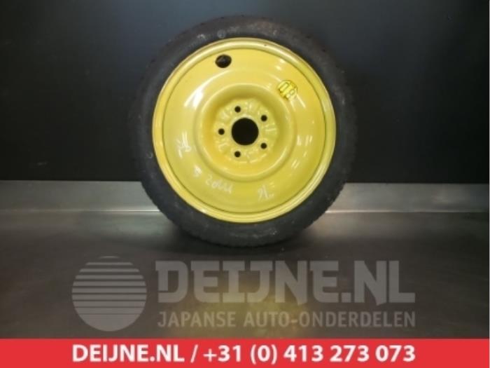 Mazda 5 Notreserverad O328349