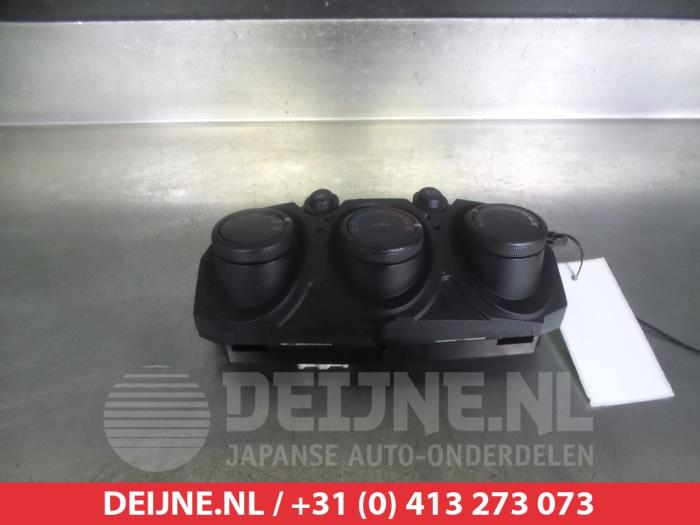 Mazda 2 Kachel Bedieningspaneel O305381