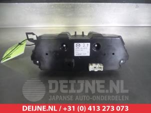 Mazda 2 Heater control panel O305381 photo 2
