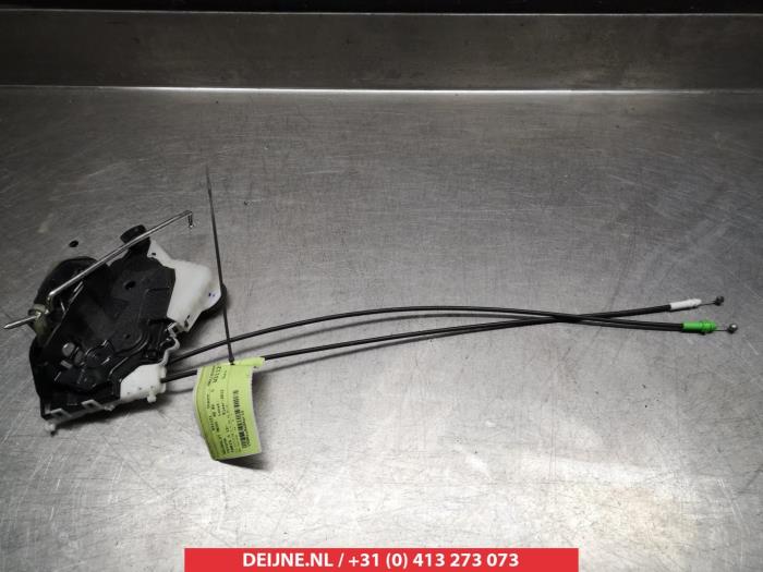 Toyota Yaris Deurslot Mechaniek 4Deurs rechts-voor O281276