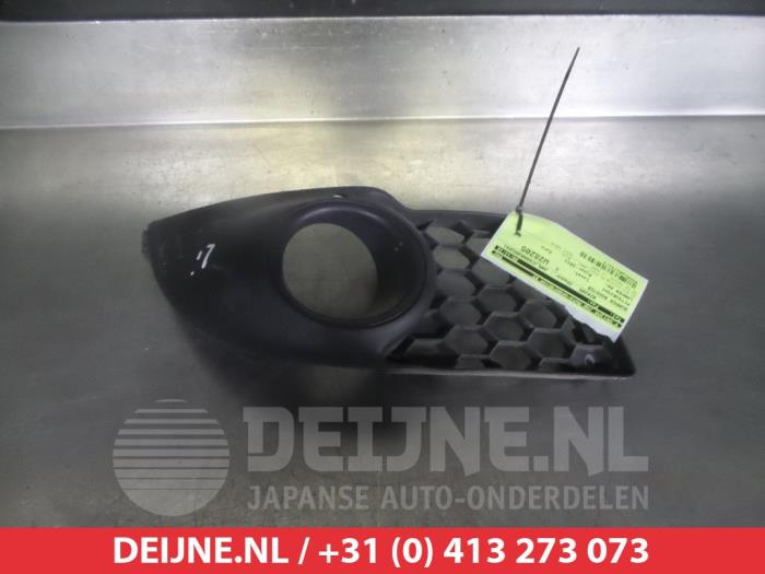 Mitsubishi Lancer Bumper Rooster O264481