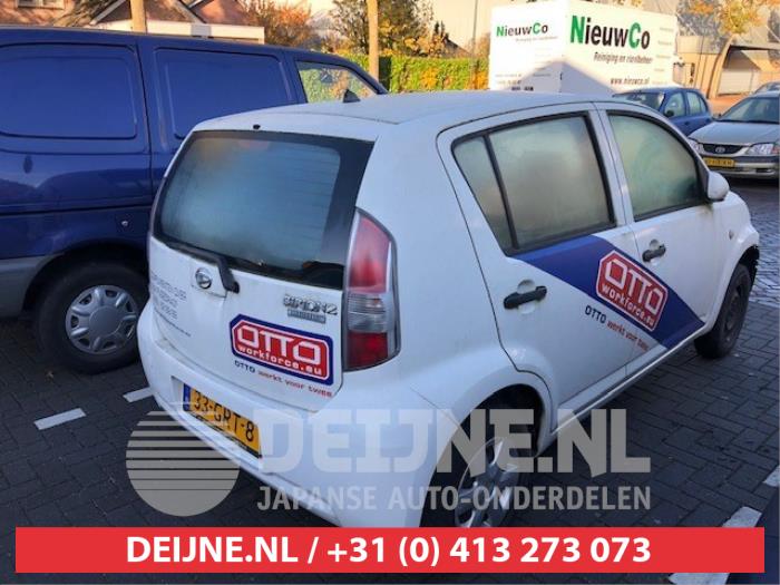 Daihatsu Sirion Portier 4Deurs rechts-achter O286644