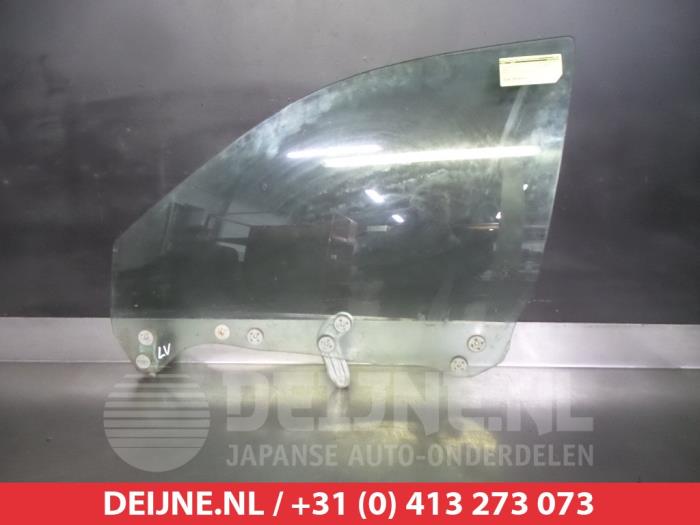Subaru Impreza Türscheibe 4-türig links vorne O274016
