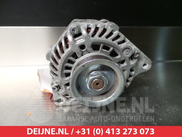 Gebruikte Dynamo Honda Civic (FK/FN) 1.4i Type S 16V Prijs € 50,00 Margeregeling aangeboden door V.Deijne Jap.Auto-onderdelen BV
