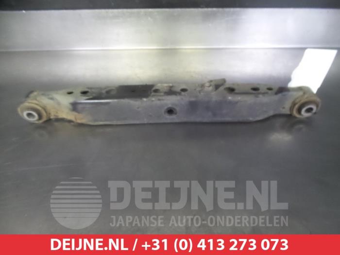 Nissan X-Trail Querlenker rechts hinten O384270