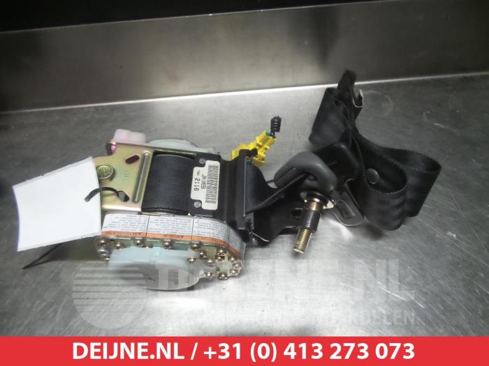 Honda Civic Front seatbelt, right O315303