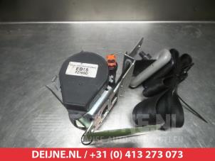 Mazda 3 Front seatbelt, right O315037 photo 2