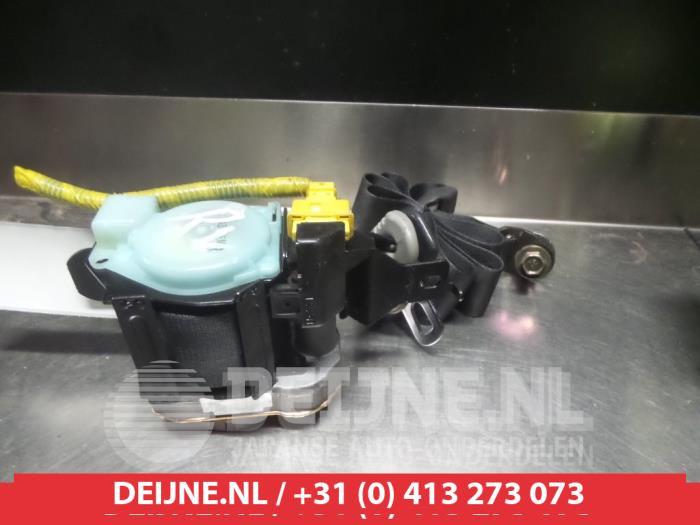 Honda HR-V Front seatbelt, right O315334