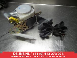 Daihatsu Cuore Sicherheitsgurt links vorne O314877 foto 2
