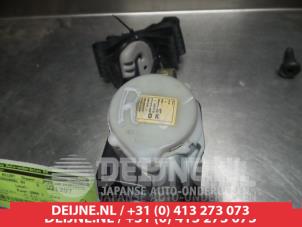 Mazda 2 Front seatbelt, right O315026 photo 3