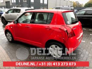 Suzuki Swift Portier 4Deurs links-achter O285699 foto 2