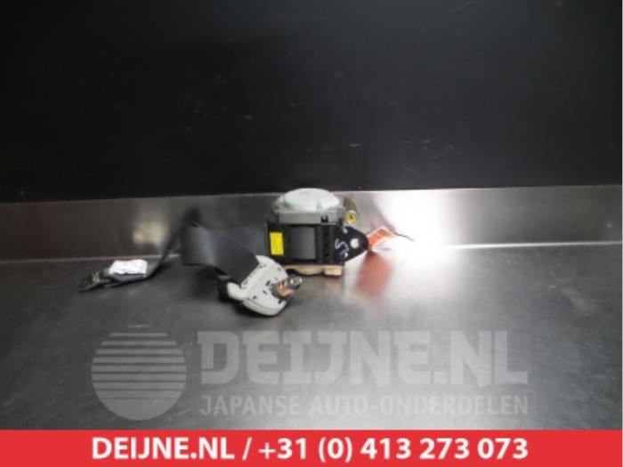 Toyota Corolla Verso Veiligheidsgordel links-achter O315843