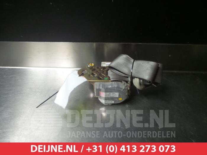 Nissan Micra Veiligheidsgordel links-voor O314724
