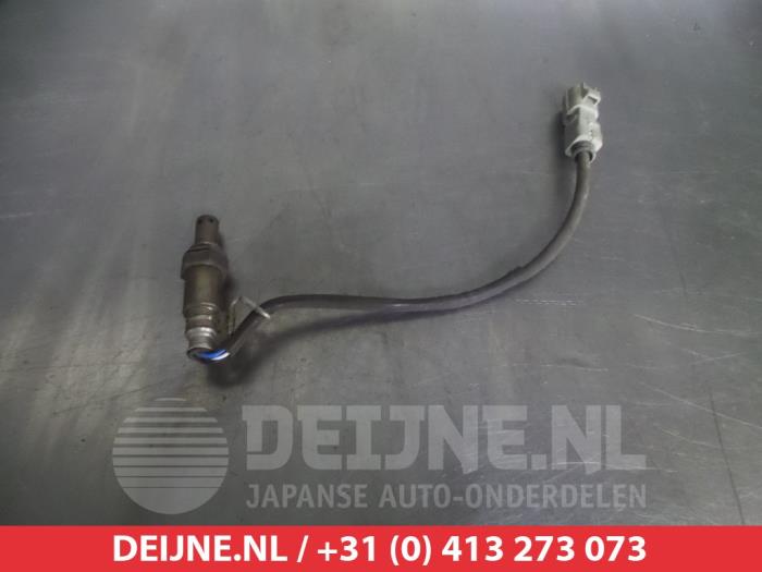 Lambda Sonde van een Toyota Avensis Wagon (T25/B1E) 2.2 D-4D 16V D-CAT 2006