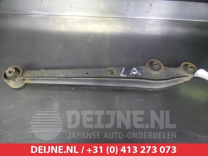 Nissan Pixo Draagarm links-achter O383340