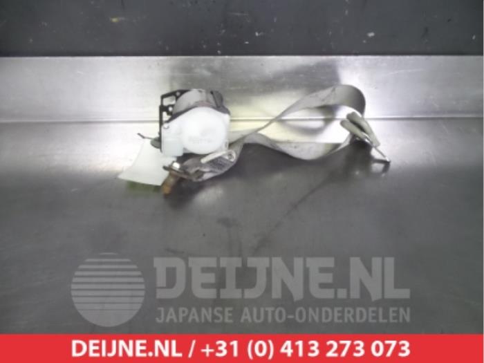 Nissan X-Trail Veiligheidsgordel rechts-achter O315956