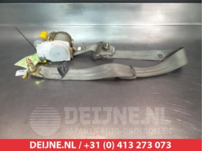 Hyundai Santafe Front seatbelt, right O315065