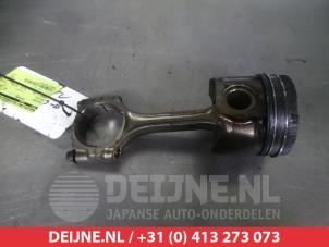 Gebruikte Zuiger Toyota Yaris II (P9) 1.4 D-4D Prijs € 50,00 Margeregeling aangeboden door V.Deijne Jap.Auto-onderdelen BV