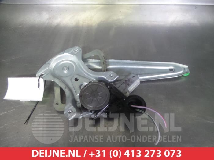 Toyota Auris Fenstermechanik 4-türig rechts hinten O291788