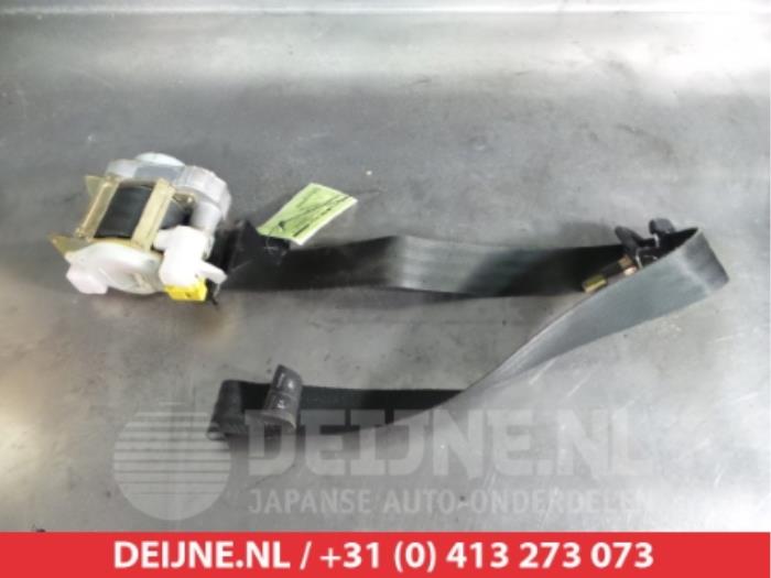 Honda Civic Front seatbelt, right O315304