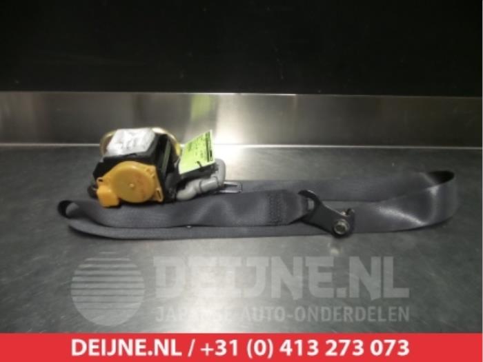 Subaru Impreza Veiligheidsgordel links-voor O314753