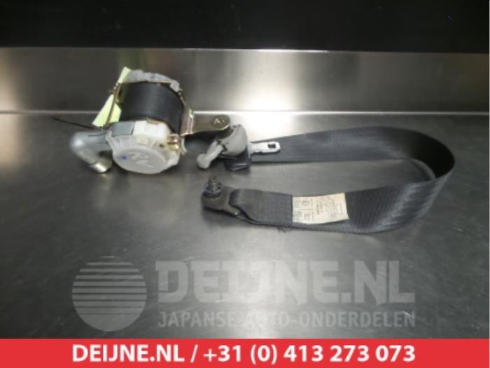 Subaru Justy Sicherheitsgurt rechts vorne O315170